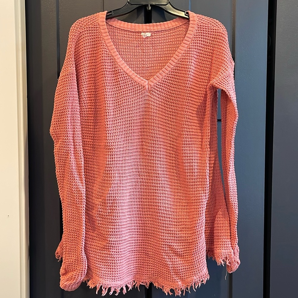 Wishlist Rose Pink Sweater Small/Medium